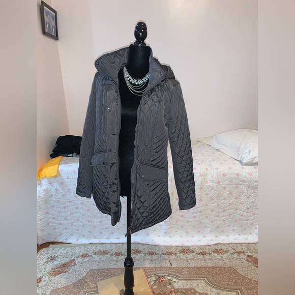 Coat - Picture 2 of 6